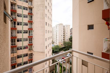 Sala de apartamento para alugar com 2 quartos, 48m² em Vila Inglesa, São Paulo