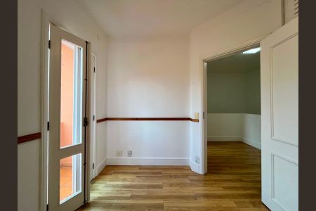 Casa à venda com 171m², 3 quartos e 4 vagas Casa à venda com 171m², 3 quartos e 4 vagasQuarto 2