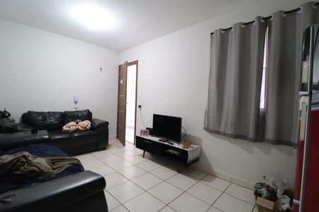 Sala de apartamento para alugar com 2 quartos, 45m² em Shopping Park, Uberlândia