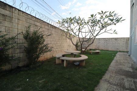 Apartamento para alugar com 45m², 2 quartos e 1 vagaÁrea comum