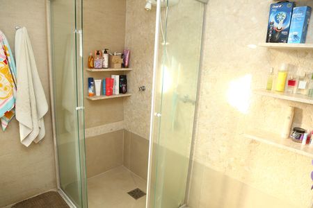 Apartamento à venda com 140m², 4 quartos e 2 vagasBanheiro Suíte