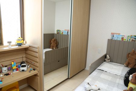 Apartamento à venda com 140m², 4 quartos e 2 vagasQuarto 2