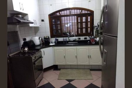 Casa à venda com 3 quartos, 170m² em Jardim Las Vegas, Guarulhos