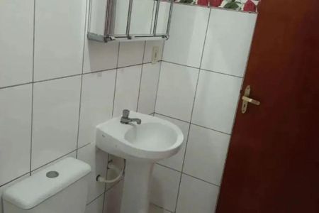 Casa à venda com 240m², 3 quartos e 3 vagas