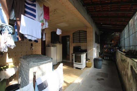 Casa de condomínio à venda com 376m², 4 quartos e 5 vagasÁrea de serviço