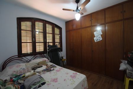 Casa de condomínio à venda com 376m², 4 quartos e 5 vagasSuíte 1