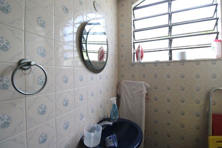 Casa de condomínio à venda com 376m², 4 quartos e 5 vagasBanheiro da suíte 1