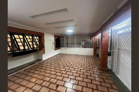 Casa à venda com 5 quartos, 350m² em Vila Formosa, São Paulo