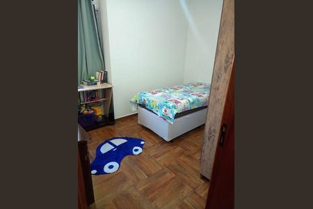 Casa à venda com 3 quartos, 209m² em Jardim Stella, Santo André