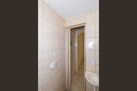 Casa para alugar com 30m², 1 quarto e sem vagaBanheiro