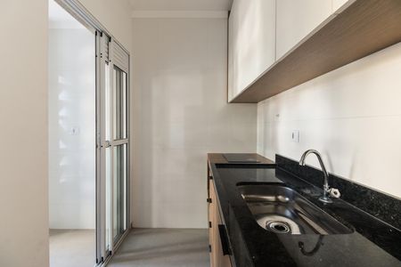 Cozinha de kitnet/studio para alugar com 1 quarto, 27m² em Vila Antonina, São Paulo