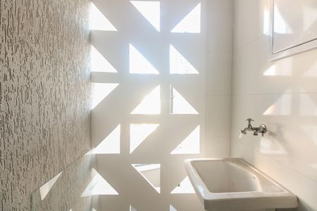 Área de Serviço  de kitnet/studio para alugar com 1 quarto, 27m² em Vila Antonina, São Paulo