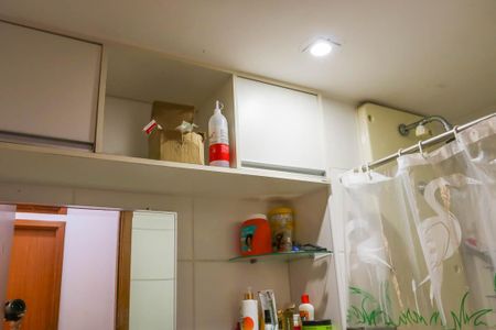 Apartamento para alugar com 48m², 2 quartos e 1 vaga Apartamento para alugar com 48m², 2 quartos e 1 vagaBanheiro
