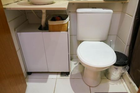 Apartamento para alugar com 48m², 2 quartos e 1 vaga Apartamento para alugar com 48m², 2 quartos e 1 vagaBanheiro