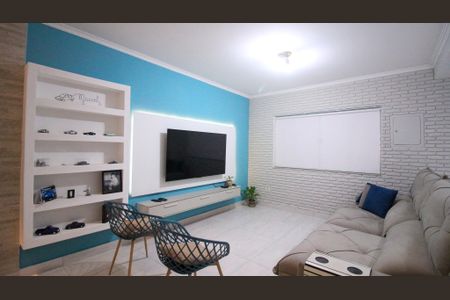 Casa à venda com 3 quartos, 168m² em Jardim Sapopemba, São Paulo
