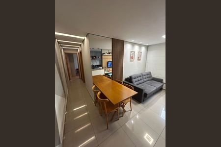 Apartamento à venda com 44m², 2 quartos e 1 vaga Apartamento à venda com 44m², 2 quartos e 1 vagaSala