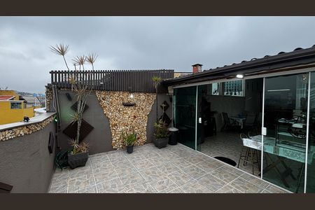 Apartamento à venda com 120m², 2 quartos e 1 vaga Apartamento à venda com 120m², 2 quartos e 1 vagaCobertura