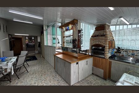 Apartamento à venda com 120m², 2 quartos e 1 vaga Apartamento à venda com 120m², 2 quartos e 1 vagaCobertura