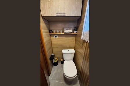 Apartamento à venda com 120m², 2 quartos e 1 vaga Apartamento à venda com 120m², 2 quartos e 1 vagaCobertura - banheiro