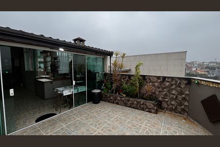 Apartamento à venda com 120m², 2 quartos e 1 vaga Apartamento à venda com 120m², 2 quartos e 1 vagaCobertura