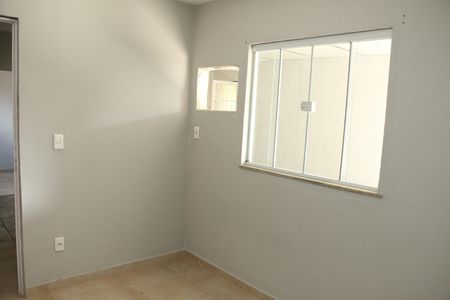 quarto de apartamento para alugar com 1 quarto, 40m² em Kennedy, Nova Iguaçu