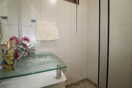 Lavabo de casa à venda com 3 quartos, 252m² em Parque Marajoara, Santo André
