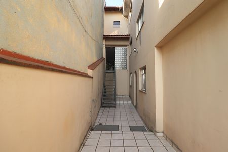 Quintal de casa à venda com 3 quartos, 252m² em Parque Marajoara, Santo André