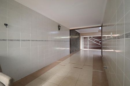 Garagem de casa à venda com 3 quartos, 252m² em Parque Marajoara, Santo André
