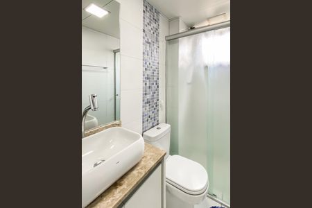 Banheiro  de apartamento à venda com 2 quartos, 50m² em Vila Silvia, São Paulo