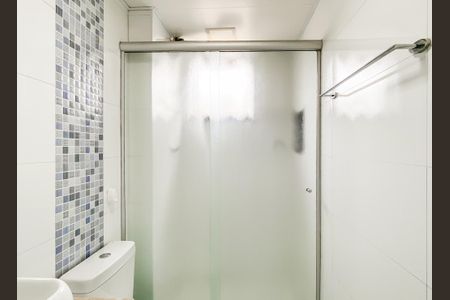 Banheiro  de apartamento à venda com 2 quartos, 50m² em Vila Silvia, São Paulo