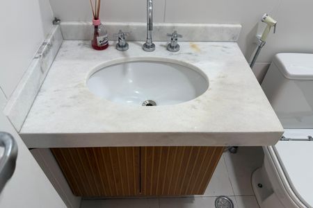Apartamento para alugar com 77m², 2 quartos e 1 vagaBanheiro Social