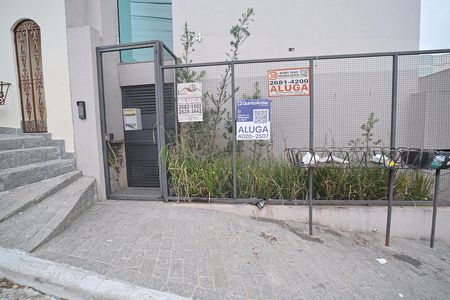 Apartamento para alugar com 28m², 1 quarto e sem vagainstalada dia 24/07/2026 Placa: FEWQ-616