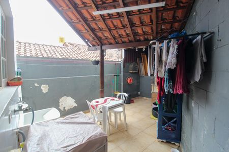 Área de Serviço de casa à venda com 3 quartos, 135m² em Vila Polopoli, São Paulo