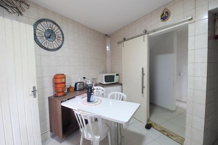 Cozinha de casa à venda com 3 quartos, 135m² em Vila Polopoli, São Paulo
