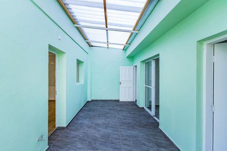 Casa à venda com 176m², 3 quartos e 3 vagas Casa à venda com 176m², 3 quartos e 3 vagasQuintal