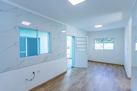 Casa à venda com 176m², 3 quartos e 3 vagas Casa à venda com 176m², 3 quartos e 3 vagasCozinha