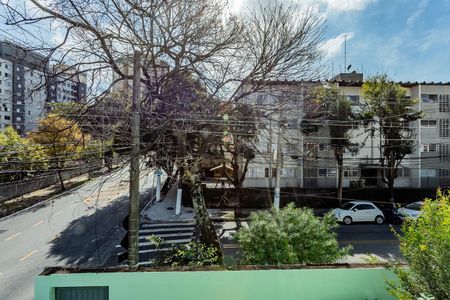 Casa à venda com 176m², 3 quartos e 3 vagas Casa à venda com 176m², 3 quartos e 3 vagasVista