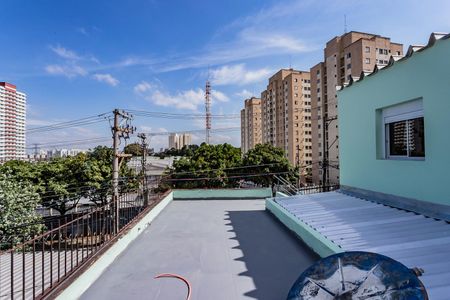 Casa à venda com 176m², 3 quartos e 3 vagas Casa à venda com 176m², 3 quartos e 3 vagasTerraço