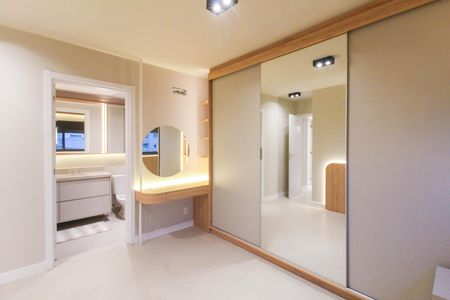Apartamento para alugar com 92m², 3 quartos e 2 vagas Apartamento para alugar com 92m², 3 quartos e 2 vagasSuíte