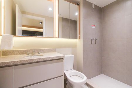 Apartamento para alugar com 92m², 3 quartos e 2 vagas Apartamento para alugar com 92m², 3 quartos e 2 vagasBanheiro da Suíte