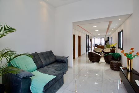 Casa à venda com 3 quartos, 776m² em Tropical, Contagem