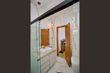 Casa à venda com 776m², 3 quartos e 2 vagas Casa à venda com 776m², 3 quartos e 2 vagasBanheiro da Suíte