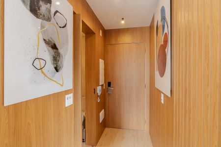 Studio para alugar com 38m², 1 quarto e sem vaga Studio para alugar com 38m², 1 quarto e sem vagaEntrada