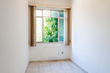 Apartamento à venda com 77m², 3 quartos e 1 vaga