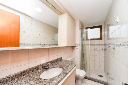 Banheiro Social de apartamento à venda com 3 quartos, 100m² em Boa Vista, Porto Alegre