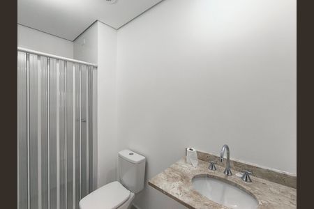 Apartamento para alugar com 68m², 2 quartos e 1 vaga Apartamento para alugar com 68m², 2 quartos e 1 vagaBanheiro da Suíte