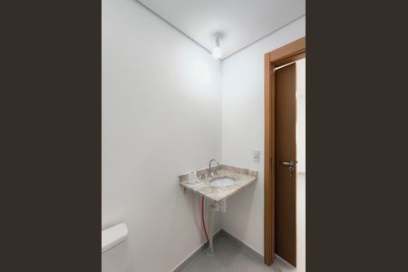 Apartamento para alugar com 68m², 2 quartos e 1 vaga Apartamento para alugar com 68m², 2 quartos e 1 vagaBanheiro da Suíte