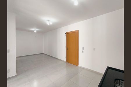 Apartamento para alugar com 68m², 2 quartos e 1 vaga Apartamento para alugar com 68m², 2 quartos e 1 vagaCozinha e Área de Serviço