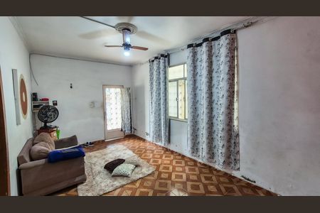 Sala de casa à venda com 3 quartos, 200m² em Irajá, Rio de Janeiro