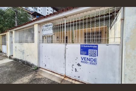 Fachada de casa à venda com 3 quartos, 200m² em Irajá, Rio de Janeiro